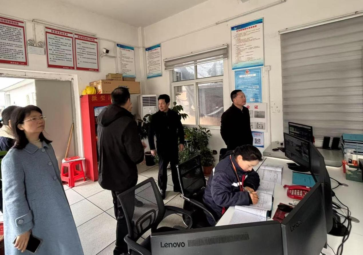 1741746847192276.png 應城市領導調研金蔚化工:聚智賦能水處理產業共繪高質量發展新圖景